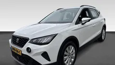 Wit, metallic lak Gebruikt 2022 Seat Arona Style SUV | € 17.730 (Eerlijke prijs)