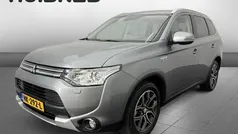 Gebruikt 2015 Mitsubishi Outlander Edition SUV | € 15.950 (Eerlijke prijs)