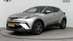 Grijs metallic Gebruikt 2017 Toyota C-HR Executive SUV | € 17.245 (Eerlijke prijs)