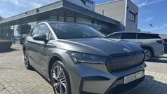 Grijs Gebruikt 2023 Skoda Enyaq iV Sport SUV | € 32.950 (Eerlijke prijs)