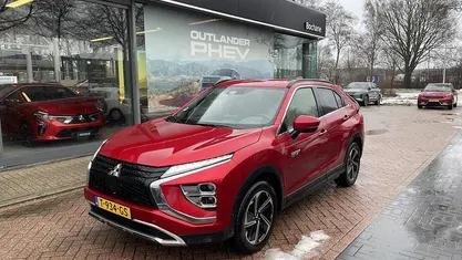 Rood Gebruikt 2023 Mitsubishi Eclipse Cross Intense+ SUV | € 24.745 (Eerlijke prijs)