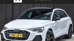 Wit Nieuw 2025 Audi A3 Sportback e-tron Competition Sedan | € 55.900 (Eerlijke prijs)