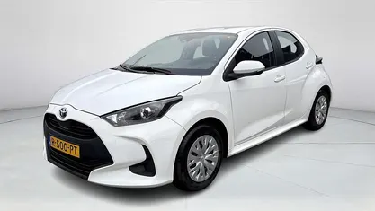 Occasion Toyota Yaris Hybrid Active 116 PK (85 kW) 2022 Wit Hatchback