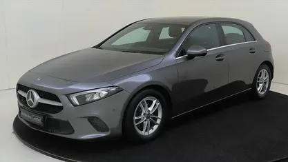 Grijs Gebruikt 2019 Mercedes A180 Business Hatchback | € 21.945 (Eerlijke prijs)