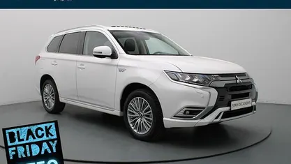 Gebruikt 2020 Mitsubishi Outlander Intense+ SUV | € 25.490 (Eerlijke prijs)