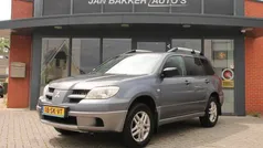 Grijs Gebruikt 2006 Mitsubishi Outlander Invite+ SUV | € 2.750 (Eerlijke prijs)