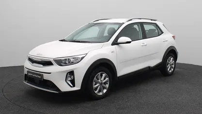 Wit Gebruikt 2022 Kia Stonic SUV | € 19.440 (Eerlijke prijs)