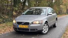 Gebruikt 2004 Volvo S40 Kinetic Sedan | € 3.950 (Eerlijke prijs)