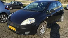 Zwart Gebruikt 2011 Fiat Grande Punto Hatchback | € 1.400 (Eerlijke prijs)