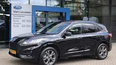 Zwart Gebruikt 2024 Ford Kuga ST-Line SUV | € 32.800 (Eerlijke prijs)