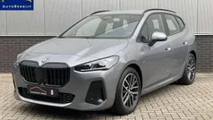 Beige, metallic lak Gebruikt 2023 BMW 220 Active Tourer M Sport MPV | € 36.885 (Super prijs)
