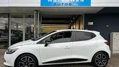 Gebruikt 2015 Renault Clio IV Expression Hatchback | € 3.995 (Eerlijke prijs)