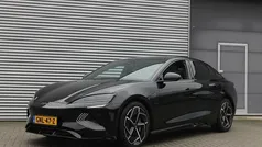 Zwart, metallic lak Gebruikt 2024 BYD Seal Design Sedan | € 36.999 (Eerlijke prijs)