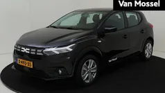 Blauw Gebruikt 2024 Dacia Sandero Expression Hatchback | € 17.925 (Eerlijke prijs)