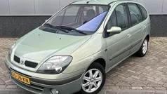 Gebruikt 2002 Renault Scénic Authentique MPV | € 795 (Goede deal)