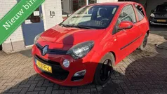 Rood Gebruikt 2012 Renault Twingo Collection Hatchback | € 3.975 (Eerlijke prijs)