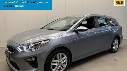 Grijs, metallic lak Gebruikt 2021 Kia Ceed Sportswagon Stationwagen | € 19.950 (Eerlijke prijs)