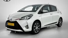 Wit Gebruikt 2018 Toyota Yaris Hybrid Design Hatchback | € 15.950 (Eerlijke prijs)