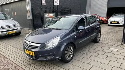 Gebruikt 2011 Opel Corsa Edition Hatchback | € 2.999 (Super prijs)