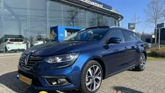 Blauw Gebruikt 2017 Renault Mégane GrandTour Bose Edition Stationwagen | € 12.945 (Eerlijke prijs)