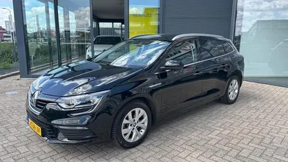 Zwart Gebruikt 2020 Renault Mégane GrandTour LIMITED Stationwagen | € 17.690 (Eerlijke prijs)