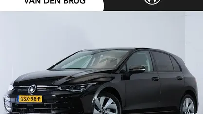 Occasion 2024 VW Golf VIII Edition Hatchback | € 28.295 (Eerlijke prijs)