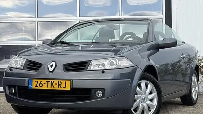 Grijs Occasion 2006 Renault Mégane Cabriolet Cabriolet | € 2.950 (Eerlijke prijs)