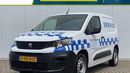 Wit Occasion 2024 Peugeot Partner S MPV | € 17.404 (Goede deal)