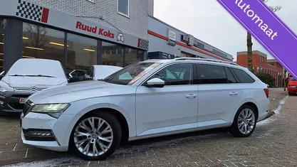 Occasion 2020 Skoda Superb Business Line Stationwagen | € 19.849 (Eerlijke prijs)