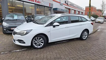 Occasion 2020 Opel Astra Edition Stationwagen | € 11.349 (Eerlijke prijs)