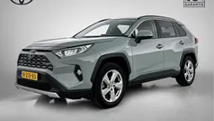 Groen Gebruikt 2021 Toyota RAV4 Executive SUV | € 29.900 (Eerlijke prijs)