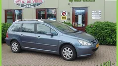 Gebruikt 2005 Peugeot 307 Premium Stationwagen | € 950 (Eerlijke prijs)