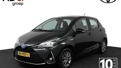 Occasion Toyota Yaris Design 101 PK (74 kW) 2018 Zwart Hatchback