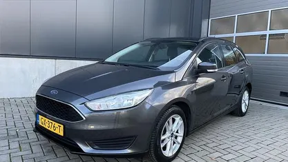 Grijs Gebruikt 2015 Ford Focus Trend Stationwagen | € 7.250 (Eerlijke prijs)
