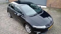 Zwart Gebruikt 2010 Honda Civic Hatchback | € 4.450 (Eerlijke prijs)