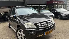 Zwart Gebruikt 2008 Mercedes 320 SUV | € 5.150 (Eerlijke prijs)