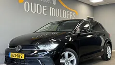 Zwart Gebruikt 2022 VW Polo Life Hatchback | € 20.950 (Eerlijke prijs)