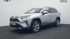 Grijs Gebruikt 2022 Toyota RAV4 Hybrid SUV | € 34.985 (Goede deal)