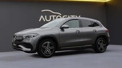 Grijs (metallic) Occasion 2023 Mercedes EQA250 AMG line SUV | € 35.950 (Eerlijke prijs)