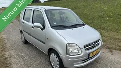 Gebruikt 2003 Opel Agila Comfort Hatchback | € 1.499 (Eerlijke prijs)