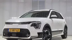 Snow white pearl Gebruikt 2024 Kia e-Niro Advance SUV | € 32.900 (Eerlijke prijs)