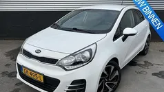 Gebruikt 2015 Kia Rio Hatchback | € 8.600 (Eerlijke prijs)