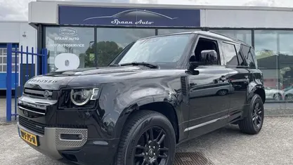 Zwart Occasion 2022 Land Rover Defender SUV | € 67.754 (Eerlijke prijs)