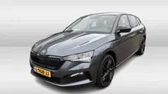 Grijs, metallic lak Gebruikt 2021 Skoda Scala Ambition Hatchback | € 16.950 (Eerlijke prijs)