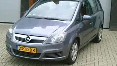 Grijs Gebruikt 2006 Opel Zafira Enjoy MPV | € 2.490 (Eerlijke prijs)