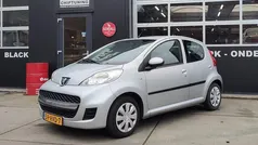 Grijs Gebruikt 2011 Peugeot 107 Hatchback | € 4.295 (Eerlijke prijs)