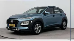 Ceramic blue metallic (su8) Gebruikt 2020 Hyundai Kona Comfort SUV | € 21.400 (Goede deal)