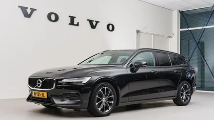 Occasion 2021 Volvo V60 Momentum Stationwagen | € 27.900 (Eerlijke prijs)