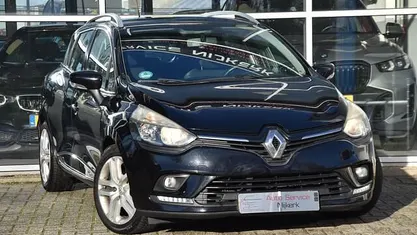 Zwart Occasion 2016 Renault Clio GrandTour Bose Edition Stationwagen | € 5.675 (Eerlijke prijs)