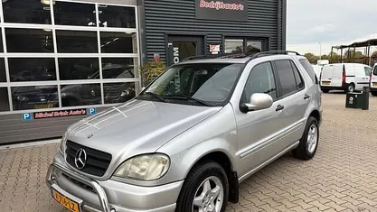 Occasion Mercedes ML270 163 PK (119 kW) 2001 Zilver (metallic) SUV